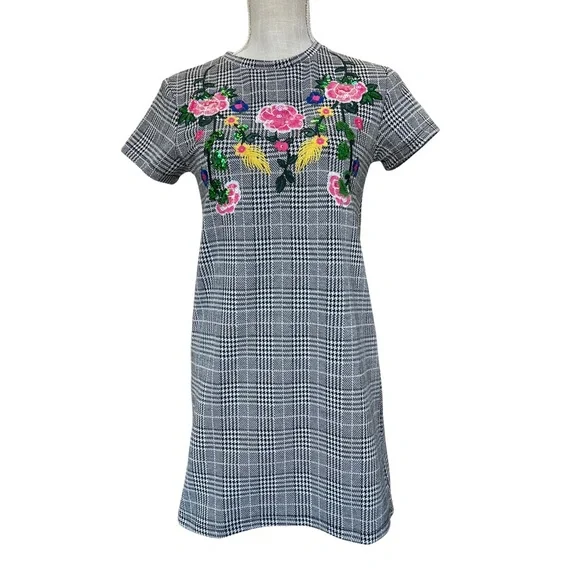 Zara Black and White Plaid Sheath Dress Short Sleeve Crew Neck Sequin Flowers - Picture 2 of 13